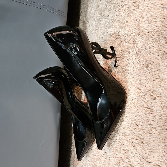 Original Ysl brand new without box. - Picture 2 of 4